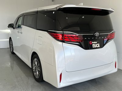 2023 Toyota ALPHARD — миниатюра 12