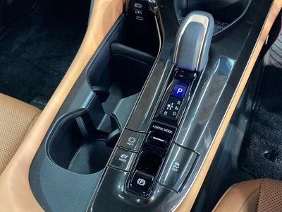 2024 Toyota CROWN SPORT — миниатюра 47