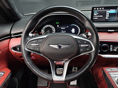 2022 Genesis GV70 thumbnail 19
