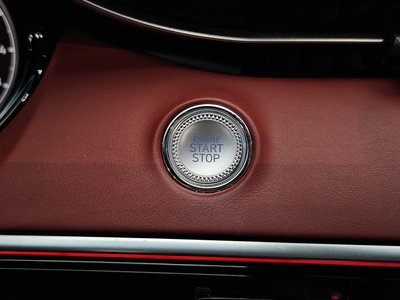 2022 Genesis GV70 thumbnail 27