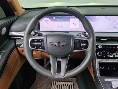 2024 Genesis GV80 thumbnail 19