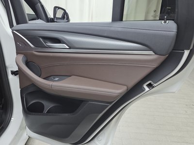2024 BMW X4 — миниатюра 15