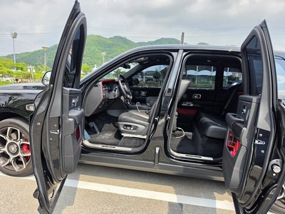صورة 6 لـ 2020 ROLLS-ROYCE CULLINAN