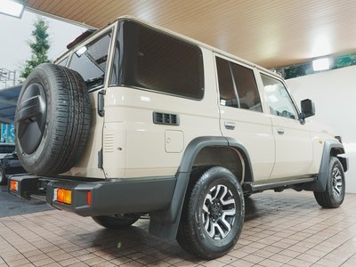 2025 Toyota LAND CRUISER 70 — миниатюра 69