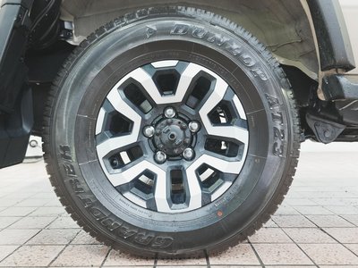 2025 Toyota LAND CRUISER 70 — миниатюра 64
