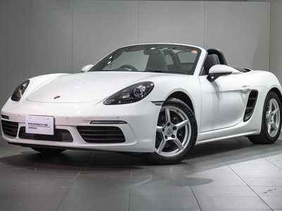 PORSCHE 718 BOXSTER