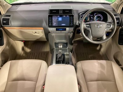 TOYOTA LAND CRUISER PRADO - 2