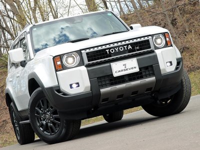 TOYOTA LAND CRUISER 250 - 7