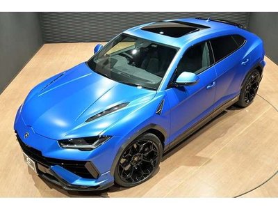 LAMBORGHINI URUS - 10