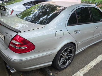 MERCEDES-BENZ E-CLASS - 3