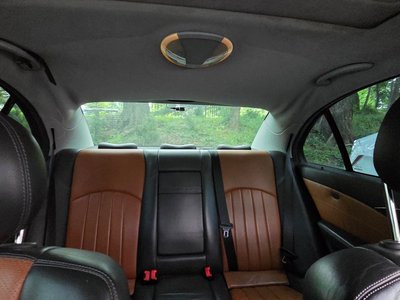 MERCEDES-BENZ E-CLASS - 4