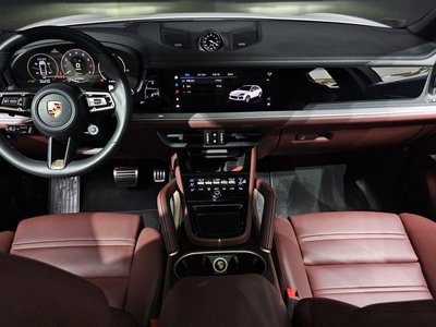 صورة 5 لـ 2024 Porsche CAYENNE