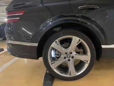 2022 Genesis GV80 — миниатюра 11