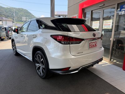 صورة 4 لـ 2022 Lexus RX