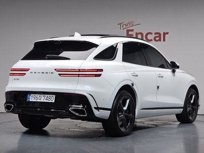 صورة 2 لـ 2024 Genesis GV70