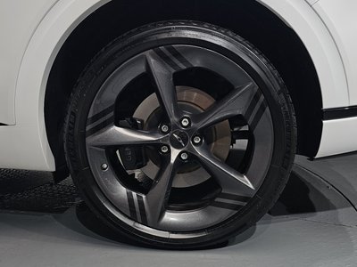 صورة 8 لـ 2024 Genesis GV70