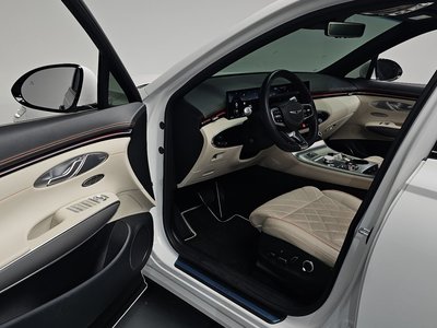 2024 Genesis GV70 — миниатюра 13
