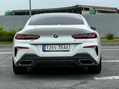 BMW 8 SERIES - 3