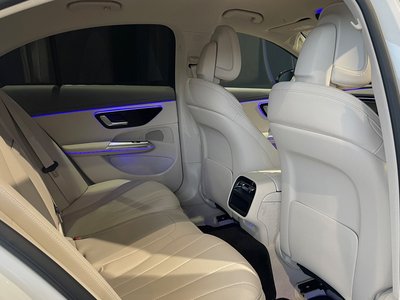 MERCEDES-BENZ E-CLASS - 10