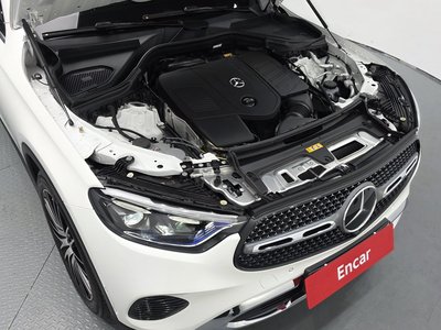 MERCEDES-BENZ GLC - 7