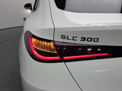MERCEDES-BENZ GLC - 10