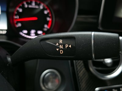 MERCEDES-BENZ GLC - 9