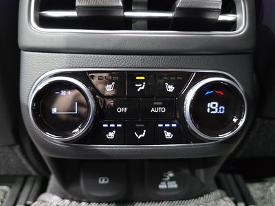 صورة مصغرة 30 لـ 2022 Genesis GV70
