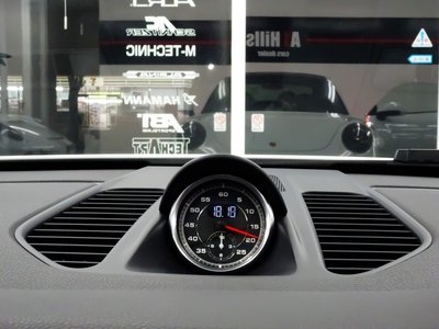 PORSCHE 911 - 10