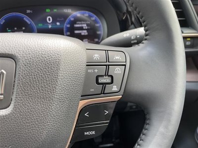 TOYOTA CROWN CROSSOVER - 7