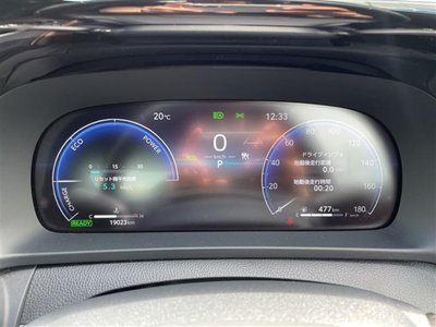 TOYOTA CROWN CROSSOVER - 10