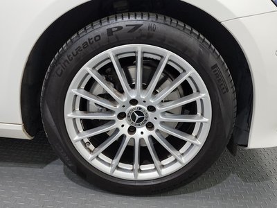 MERCEDES-BENZ E-CLASS - 6