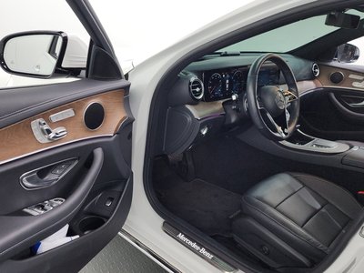 MERCEDES-BENZ E-CLASS - 10