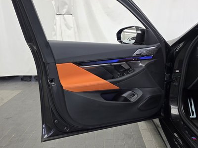 2025 BMW M5 缩略图 14