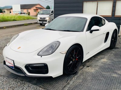 PORSCHE CAYMAN - 1