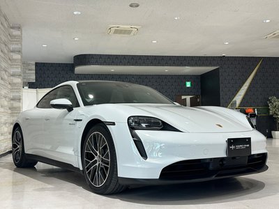 2021 Porsche TAYCAN 照片 3