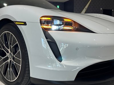 2021 Porsche TAYCAN 照片 7