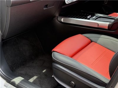 2023 Mercedes-BENZ GLB 缩略图 23