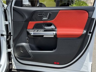 2023 Mercedes-BENZ GLB 缩略图 18