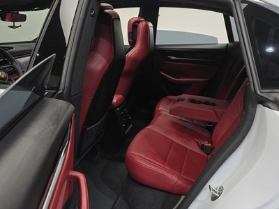 2025 Porsche MACAN — миниатюра 12