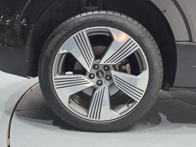 صورة 6 لـ 2023 AUDI E-TRON