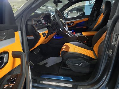 LAMBORGHINI URUS - 7
