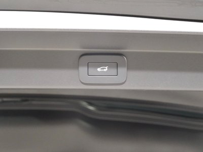 LAND ROVER RANGE ROVER SPORT 2024 thumbnail 6