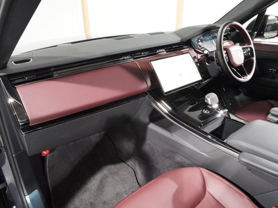 LAND ROVER RANGE ROVER SPORT 2024 thumbnail 18