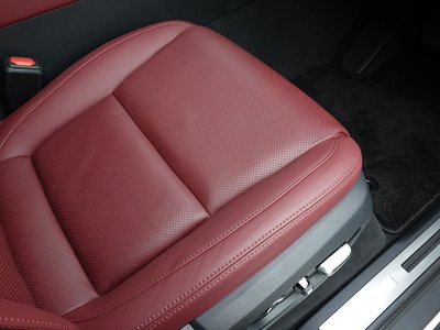 2025 Lexus LX thumbnail 26