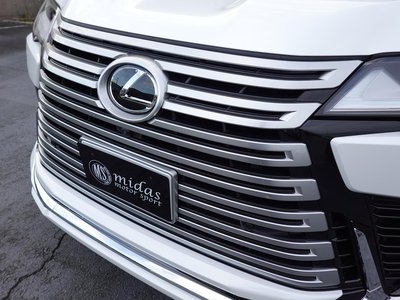 2025 Lexus LX — фото 8