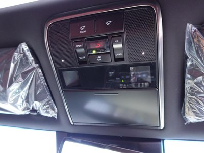 2025 Lexus LX thumbnail 45
