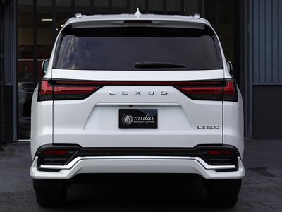 2025 Lexus LX — фото 7