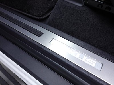 2025 Lexus LX thumbnail 34