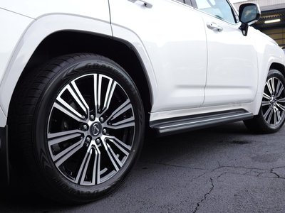 2025 Lexus LX thumbnail 50