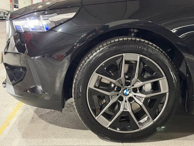 صورة 6 لـ 2025 BMW 5 SERIES